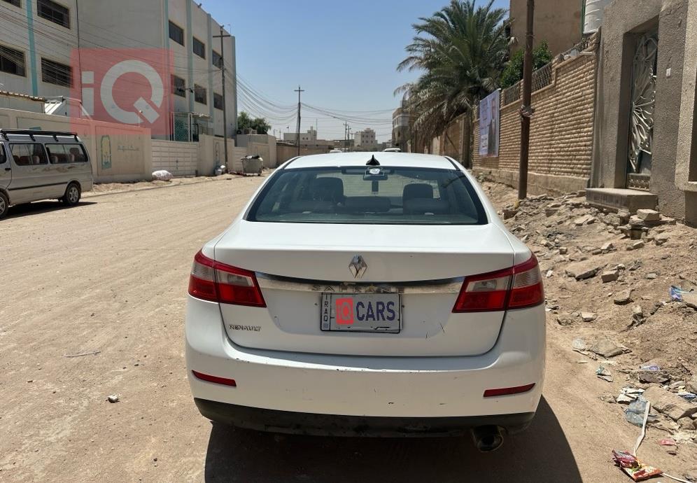 رينو سافران